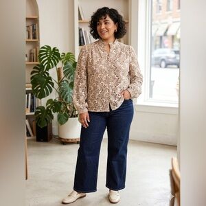 Lovelo Beige Lace Long-Sleeve Blouse